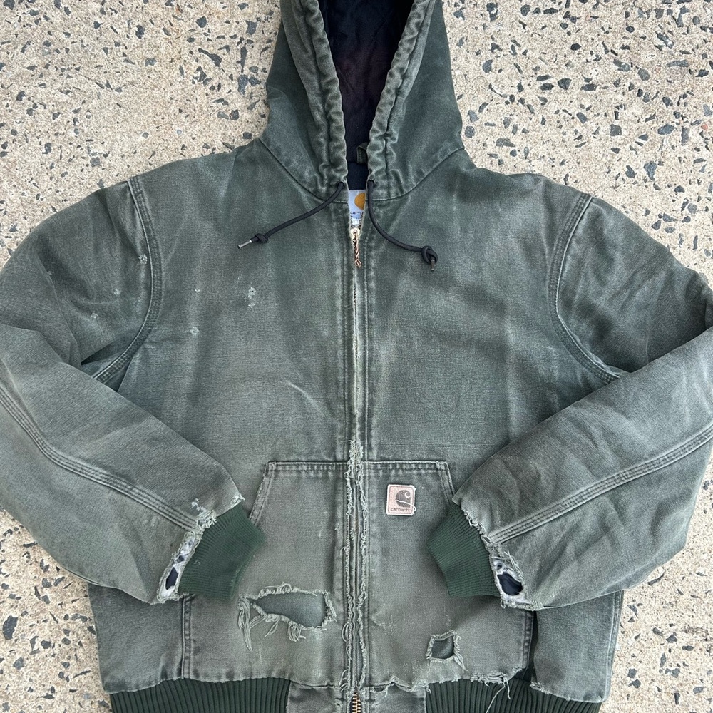 Vintage Carhartt Hooded Jacket Faded And Distressed Green J130 MOS Size M 2007 - Picture 5 of 12